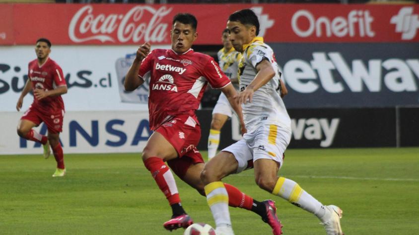 Ñublense dejó escapar el triunfo ante un Coquimbo Unido que supo reaccionar con una goleada