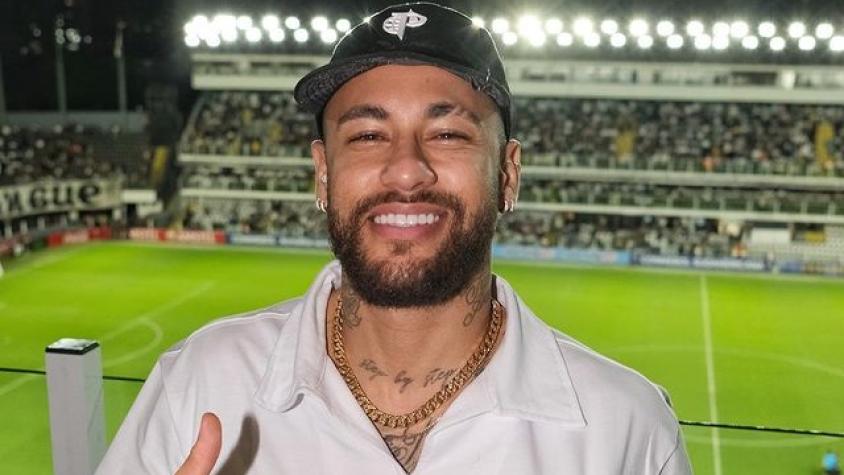 Espectador de lujo: Neymar presenció el empate entre Santos y Audax Italiano por Copa Sudamericana