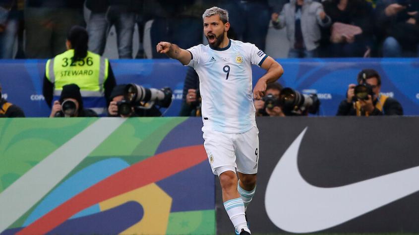 Kun Agüero se declara colocolino: "Con tanto chileno de Colo Colo, me terminé haciendo hincha"