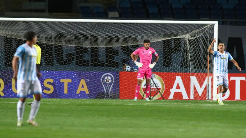 Les puede costar caro: el grosero error del portero de Magallanes ante Botafogo por Copa Sudamericana