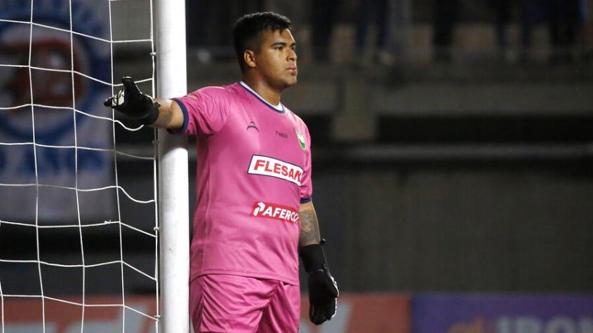 Julio Bórquez se inspira en Brayan Cortés: "Me gustaría jugar en Colo Colo, pero sé que me falta mucho para eso"