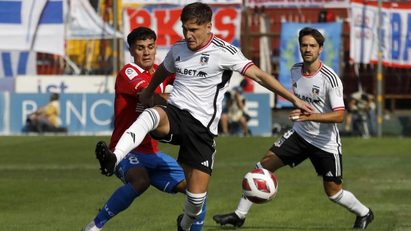 "Merece una sanción interna": Hinchas de Colo Colo estallan contra Leo Gil por expulsión ante la UC