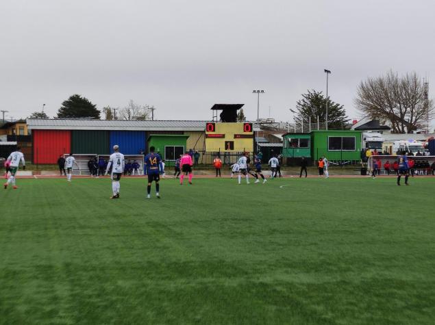 Deportes Puerto Montt impuso su profesionalismo ante CD Bories en el histórico inicio de la Copa Chile