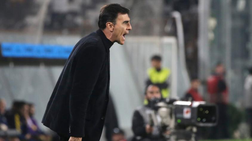 Gustavo Quinteros sorprende y deja afuera a dos jugadores por decisión técnica para el duelo entre Colo Colo y Audax Italiano