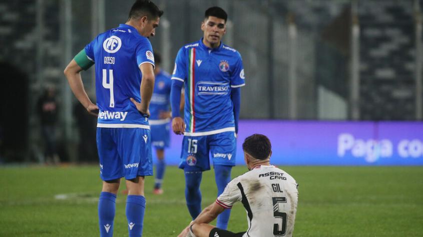 Sensible baja para Colo Colo: Leonardo Gil se perderá los próximos partidos por lesión
