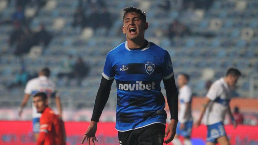 Ni con un penal agónico: la UC no pudo ante Huachipato y ya suma seis partidos sin ganar