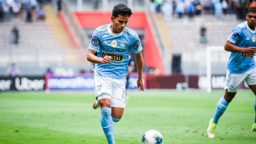 La UC tiene en carpeta a Jhilmar Lora, joven figura de la Copa Libertadores
