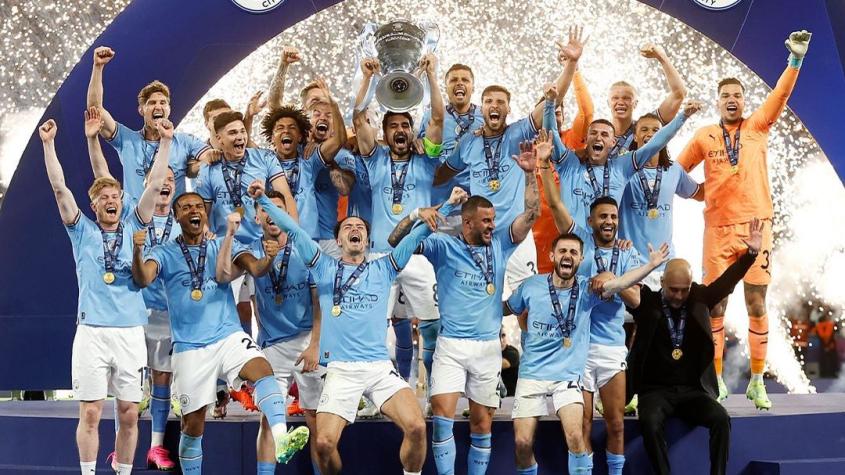 ¡Con alcohol y desnudos! El desenfrenado festejo del Manchester City campeón de Champions League