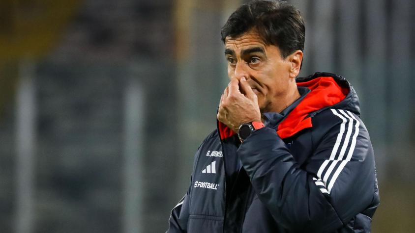 Gustavo Quinteros sufre con las bajas de Colo Colo antes de enfrentar a Boca Juniors: "Es una pena que no podamos llegar enteros"