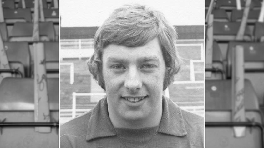 Fallece Willie Carrick, el ex arquero de Luton Town y Manchester United, a los 70 años