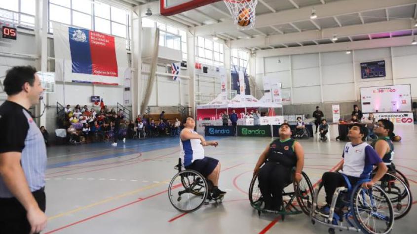 "Campeones sin límites" reunió a más de cien deportistas paralímpicos en Temuco