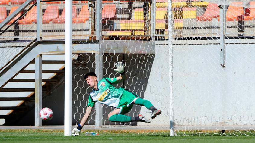 El reemplazo de Claudio Bravo en La Roja: ¿Quién es Hugo Araya, nuevo convocado en la Selección Chilena?