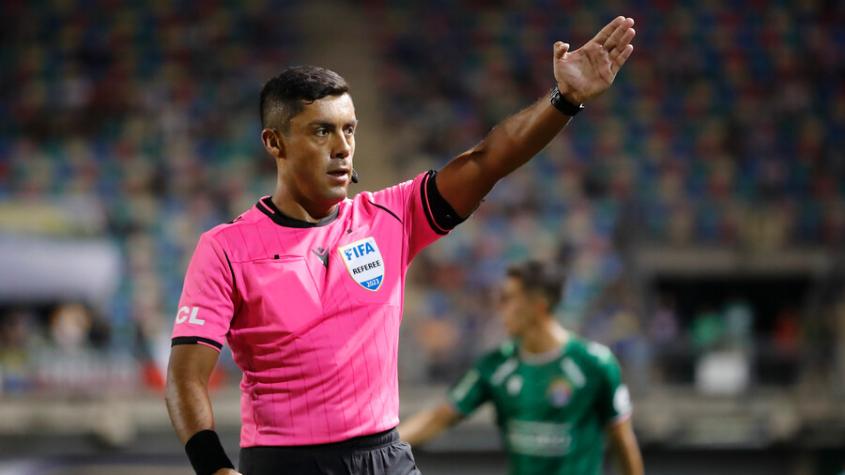 Roberto Tobar confirmó regreso de Gamboa al arbitraje: "Ahora va a participar en la Copa Chile"