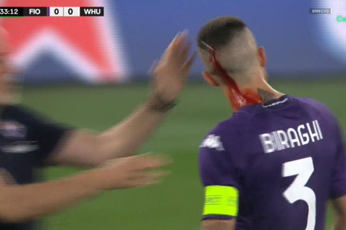 ¡Inaceptable! Hinchas del West Ham dejaron sangrando a Cristiano Biraghi en la final de la Conference League