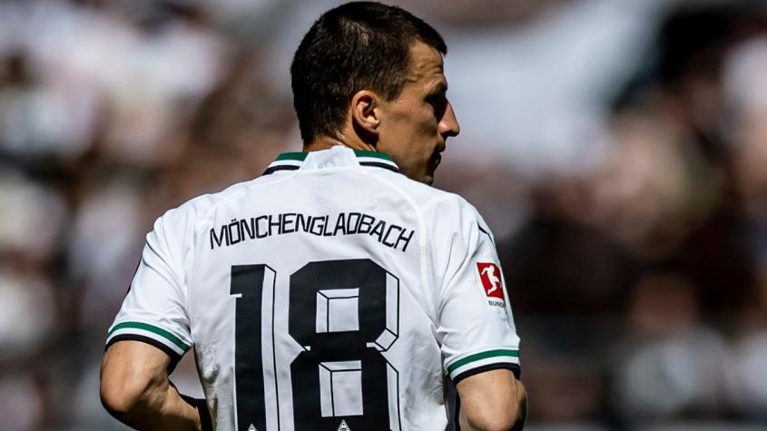 ¡Mucha fuerza! El futbolista Stefan Lainer es diagnosticado con un complicado cáncer