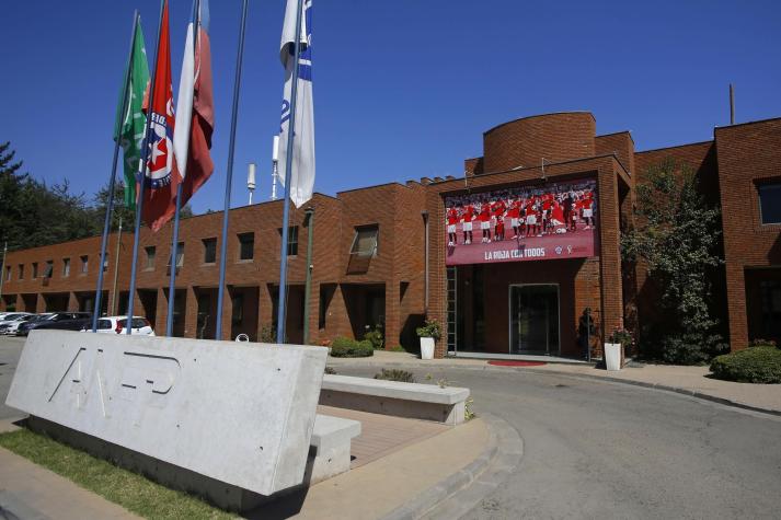 Ministro de Justicia avisa que la ANFP podría perder la personalidad jurídica por culpa de las casas de apuestas