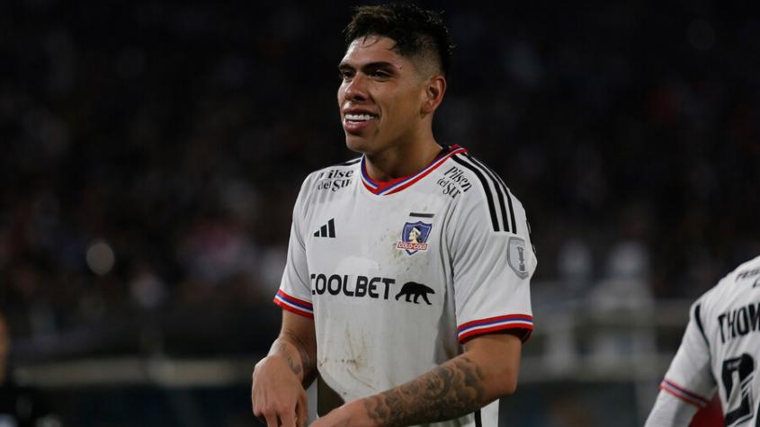 Carlos Palacios anhela seguir en Colo Colo: "Me gustaría estar un tiempo más, pero no depende de mí"