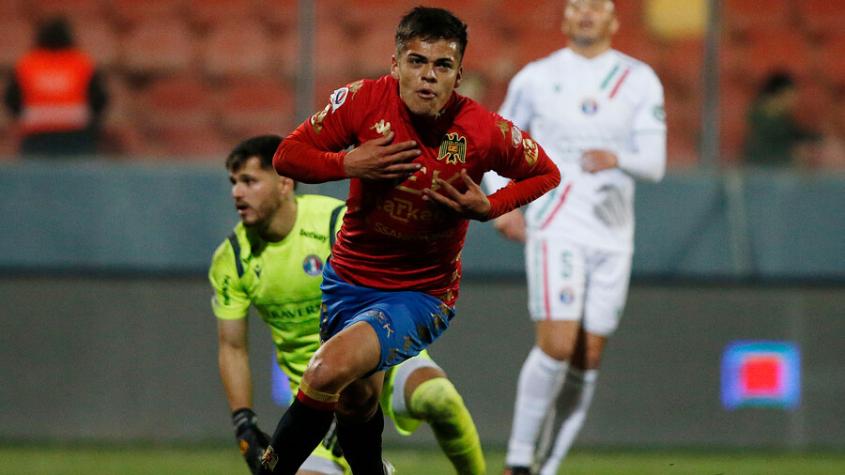 Subió al podio: Unión Española goleó a Audax Italiano en el Clásico de Colonias