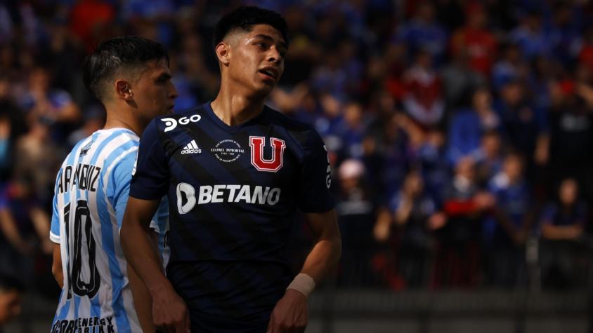 "Hoy no pago ni 500 mil": hinchas revientan a Darío Osorio en su vuelta a la titularidad en la U