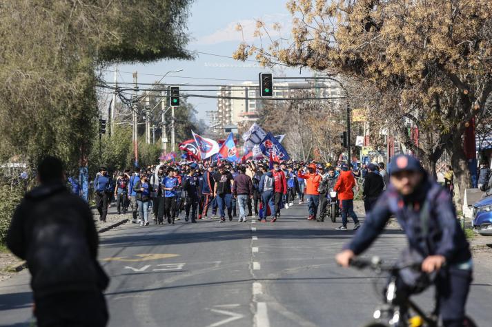 Hinchas de la U no podrán realizar 'Banderazo' - Créditos: Agencia Uno