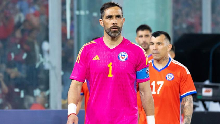 Claudio Bravo se abre a la opción de disputar los Juegos Panamericanos con la Roja: “Yo feliz de querer aportar”