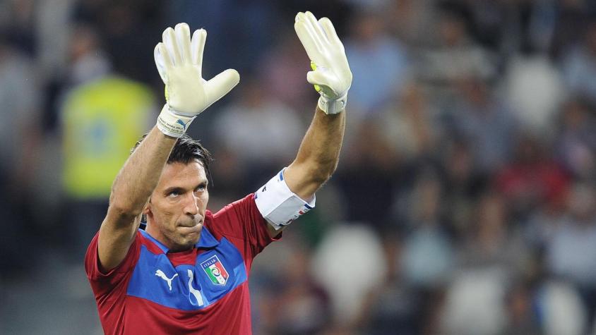 “Eso es todo amigos”: El histórico Gianluigi Buffon anunció su retiro del fútbol profesional a los 45 años
