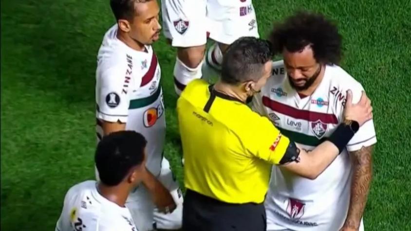 Copa Libertadores al límite: Marcelo quebró a jugador de Argentinos Juniors, lloró en la cancha y Piero Maza lo expulsó