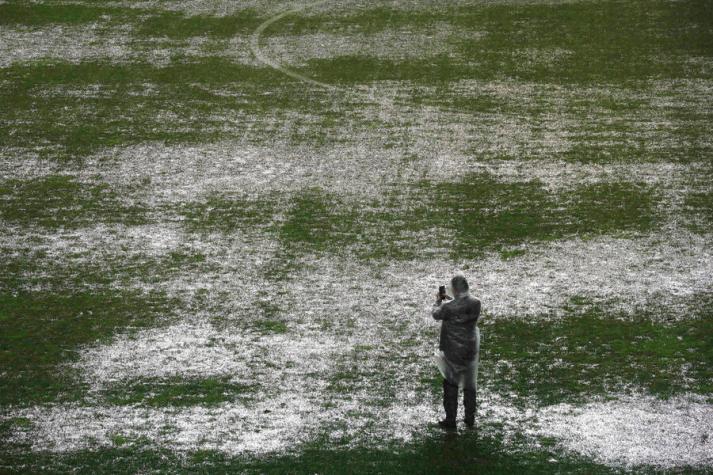 Sifup solicitó la suspensión del fútbol en la zona centro-sur - Crédito: Photosport.