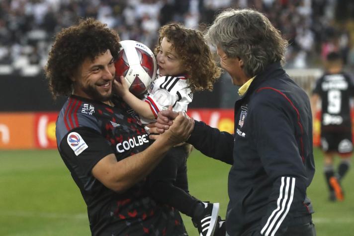 La pataleta del hijo de Maximiliano Falcón que atrasó el inicio del partido de Colo Colo en Copa Chile
