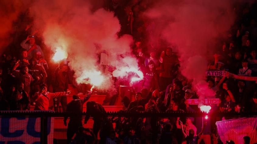 “Sin disturbios ni actos violentos”: Unión Española le cierra las puertas del Estadio Santa Laura a los hinchas de la UC