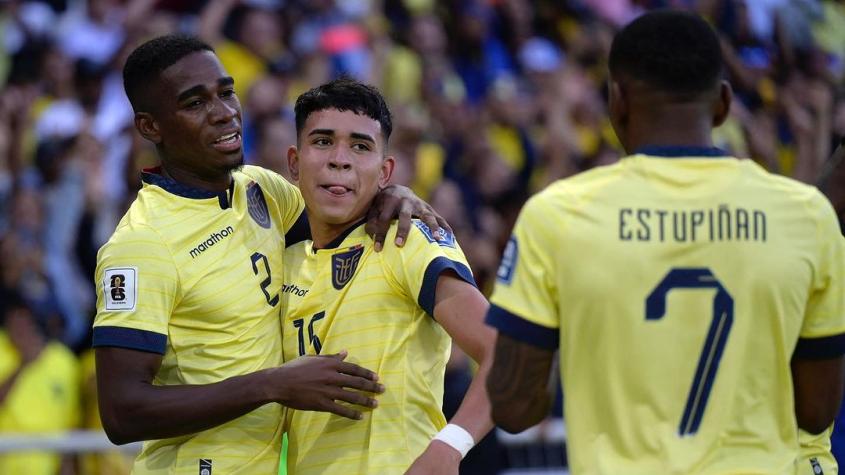 En Chile todavía se busca el recambio: Ecuador hizo debutar a su joya de 16 años en Eliminatorias Sudamericanas
