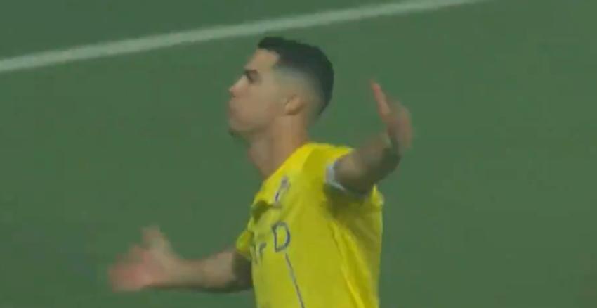 Cristiano Ronaldo anotó un gol insólito en Arabia Saudita - Crédito: Captura de pantalla.