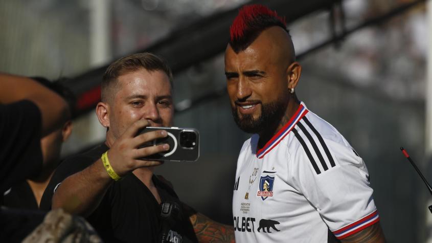 Aníbal Mosa condicionó la llegada de Arturo Vidal a Colo Colo: "Tiene que hacer esfuerzos el club y él"