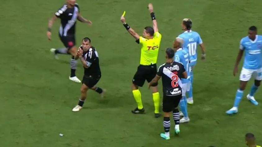 Gary Medel vivió minuto de furia tras ser amonestado y se perderá clásico entre Vasco da Gama y Fluminense