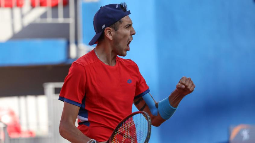 Alejandro Tabilo se impuso sin problemas en su debut y avanzó a octavos de final de Santiago 2023