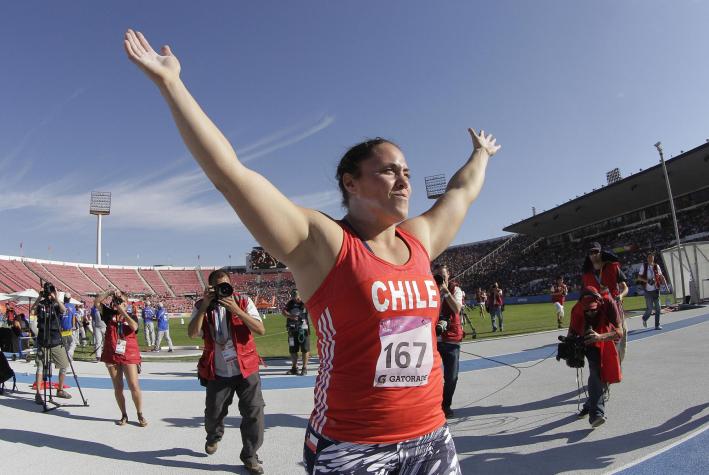 "Hay que darlo todo y salir a disfrutar": Natalia Duco adelanta su emoción por competir en Santiago 2023