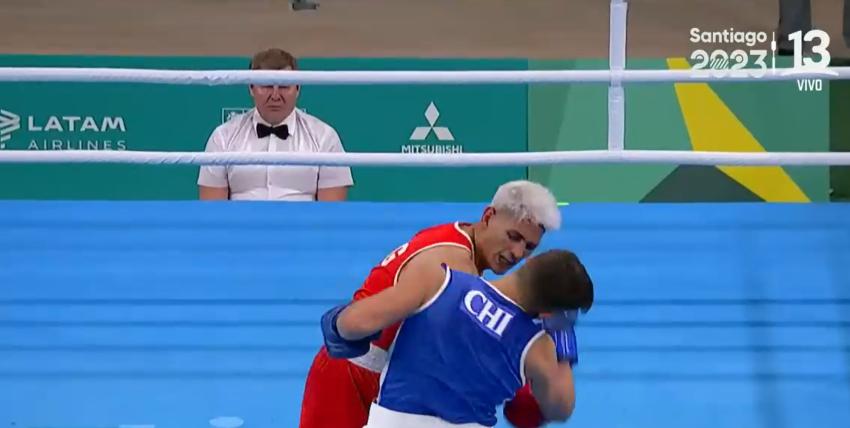 VIDEO | El duro golpe por el que Tomás Barros Chadwick perdió por KO técnico en el boxeo de Santiago 2023