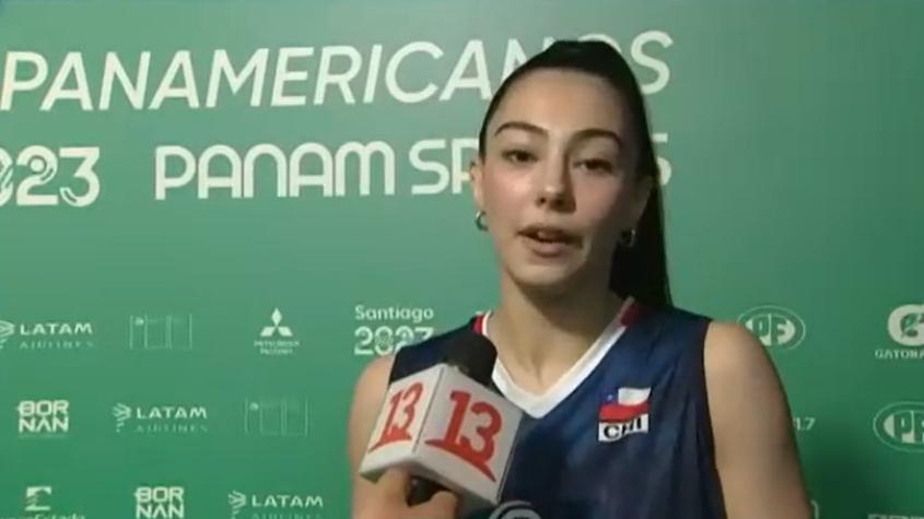 "Sufrí una fractura hace unas semanas...": Florencia Giglio emociona al Team Chile de Vóleibol en Santiago 2023