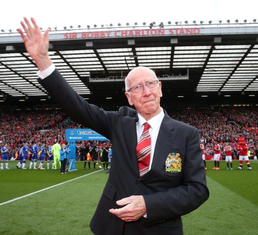 FOTO Charlton fue clave en el Mundial de Inglaterra y en la Copa de Europa de Manchester United en los 60.