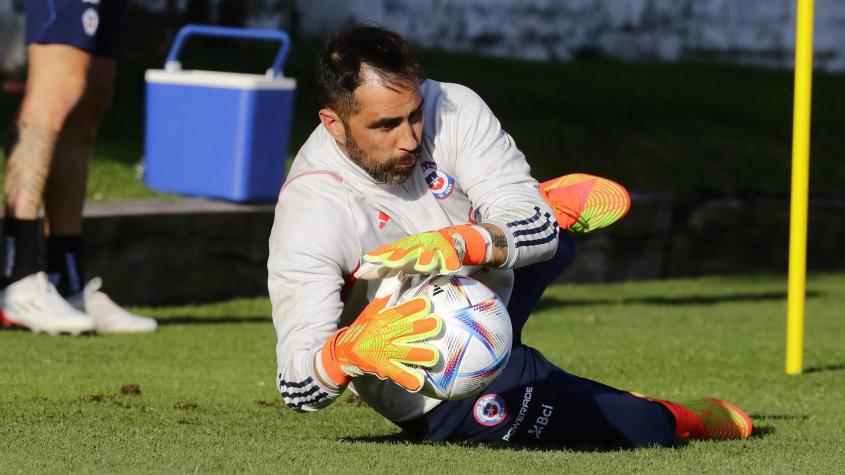 El descargo de Claudio Bravo tras no ser considerado por Eduardo Berizzo en la Roja: “Poco puedes hacer”