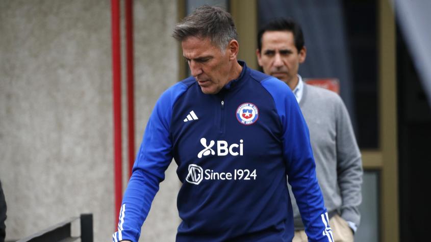 Los 12 entrenadores que están libres y podrían llegar a la Roja ante una posible salida de Eduardo Berizzo
