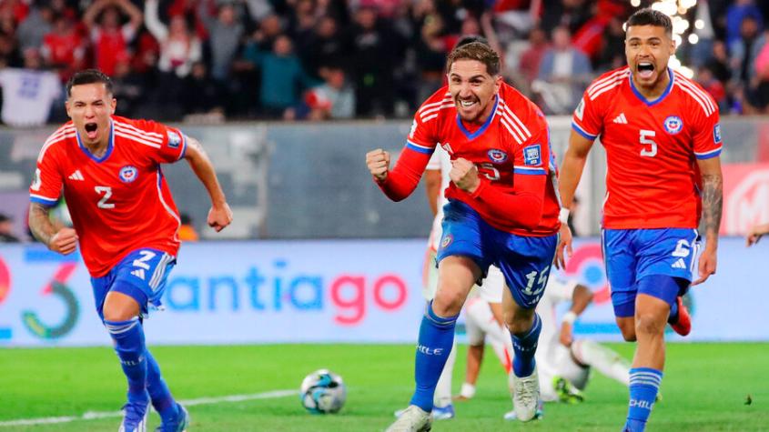 Chile ganó 2-0 a Perú - Photosport