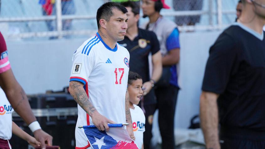 Gary Medel es el jugador con más presencias en la historia de La Roja - Crédito: Photosport.