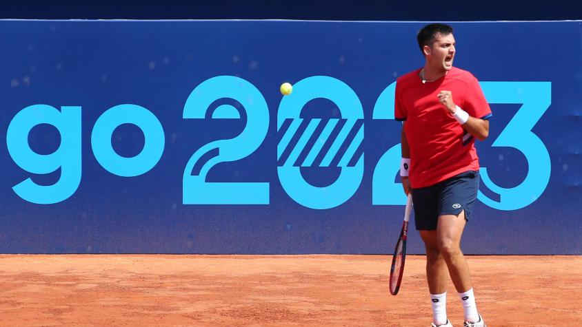 Tomás Barrios batalló hasta el final para vencer a Darian King y meterse en los octavos de final de Santiago 2023