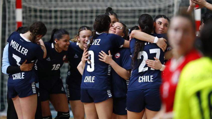 Chile debutó con un sólido triunfo ante Canadá en el Balonmano Femenino de Santiago 2023
