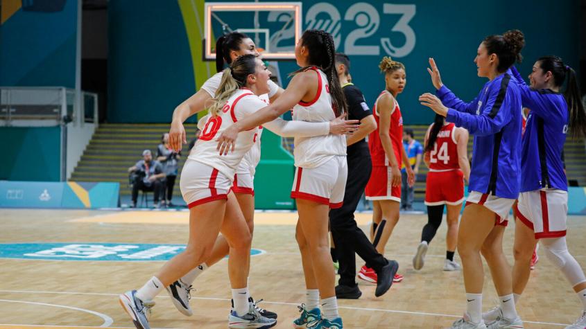 Santiago 2023: Chile derrotó a Puerto Rico en su primer duelo por el básquetbol femenino