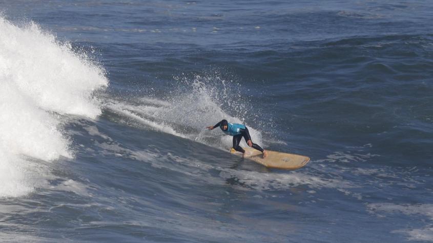 Rafael Cortez sufrió una dolorosa caída en la final del surf y terminó perdiendo la medalla de oro en Santiago 2023
