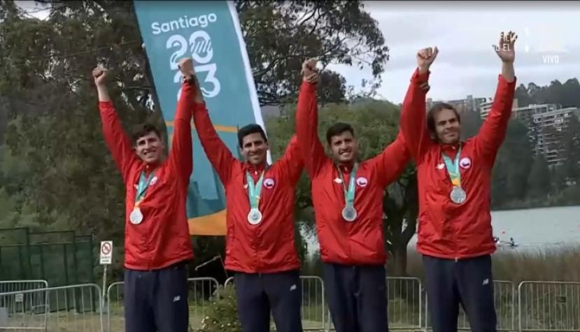 VIDEO| El equipo masculino de remo subió al podio para recibir una nueva medalla de plata para el Team Chile en Santiago 2023
