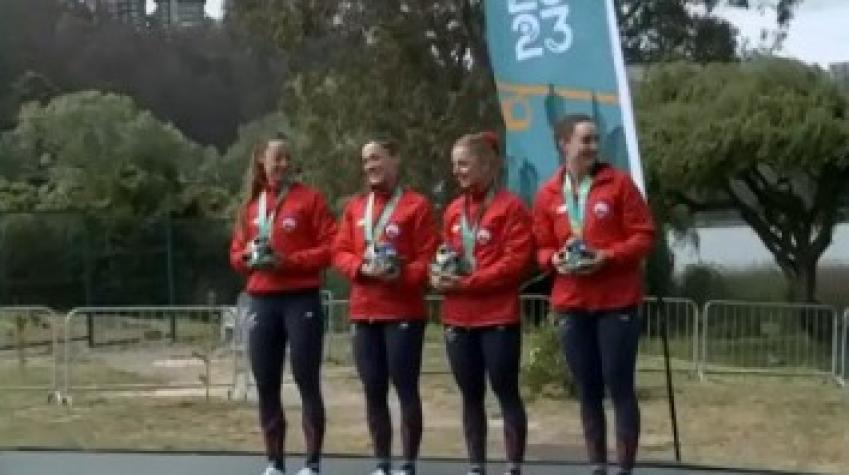 VIDEO| La emoción del equipo femenino de remo al recibir una nueva medalla para el Team Chile en Santiago 2023