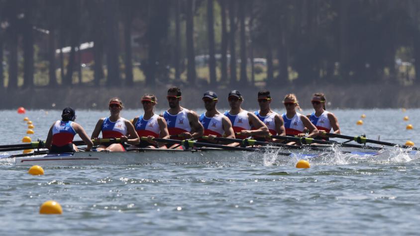 El ocho mixto con timomel logró la medalla de plata - Créditos: Photosport